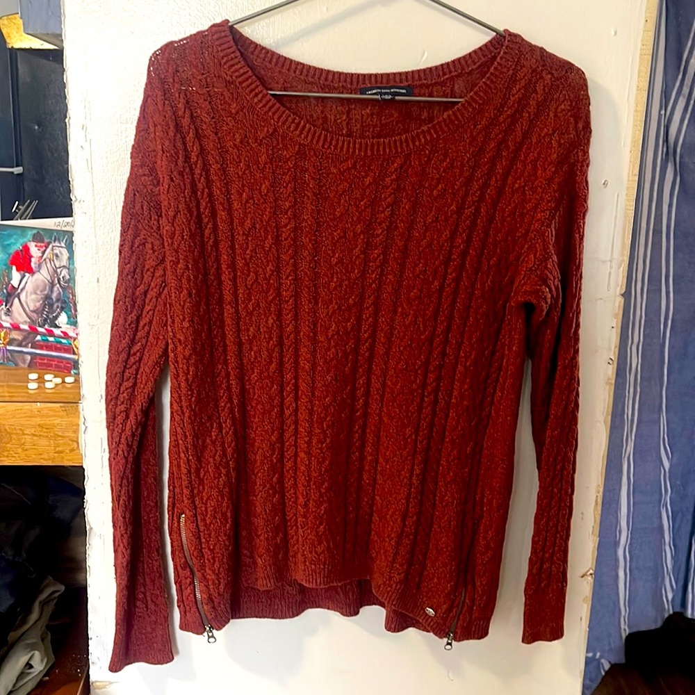 American Eagle Large Sweater